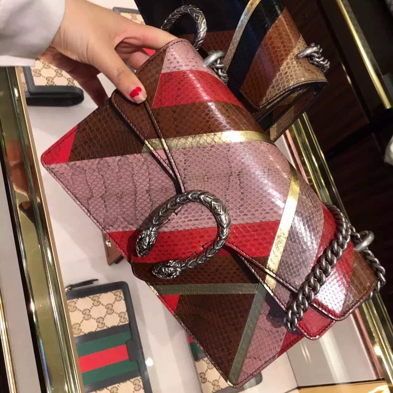 Gucci Dionysus Tiger Head Closure Bag 400249 EQYBN 5771